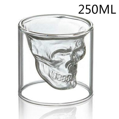 Taza de café transparente con cabeza de calavera de doble capa