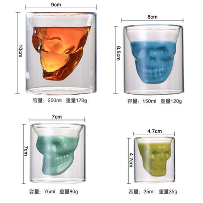 Taza de café transparente con cabeza de calavera de doble capa
